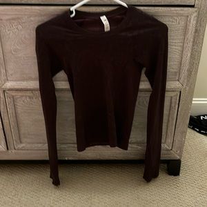 Dark heathered red long sleeve race length swiftly tech Lululemon!